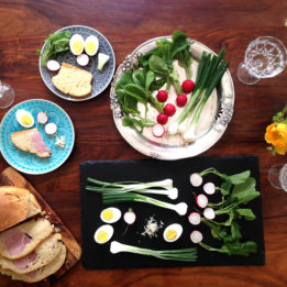 recept za šunku u kruhu za Uskrs