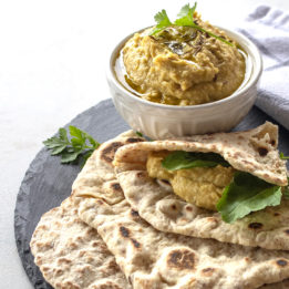 recept za humus s avokadom