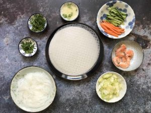 Recept za vijetnamske ljetne rolice (zamotuljke), poslužene s umakom